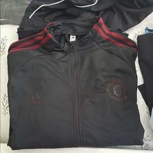Adidas Black Manchester United Jacket